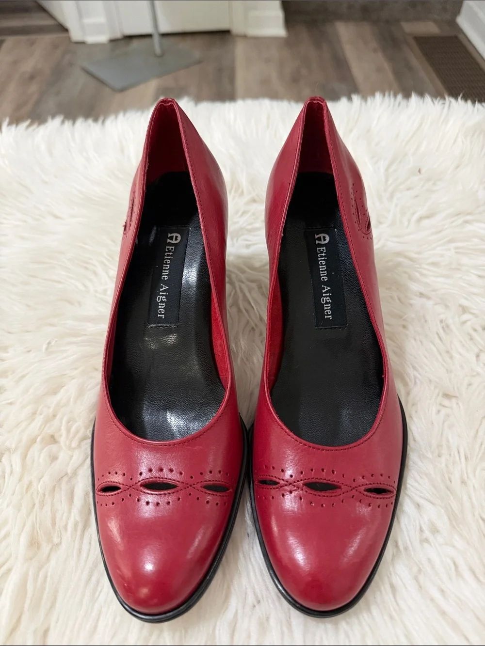 Etienne Aigner Red Leather Pointed-Toe Pumps Size 7N NWOT